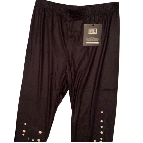 NWT! Leggings with Circle pattern - Picture 8 of 10